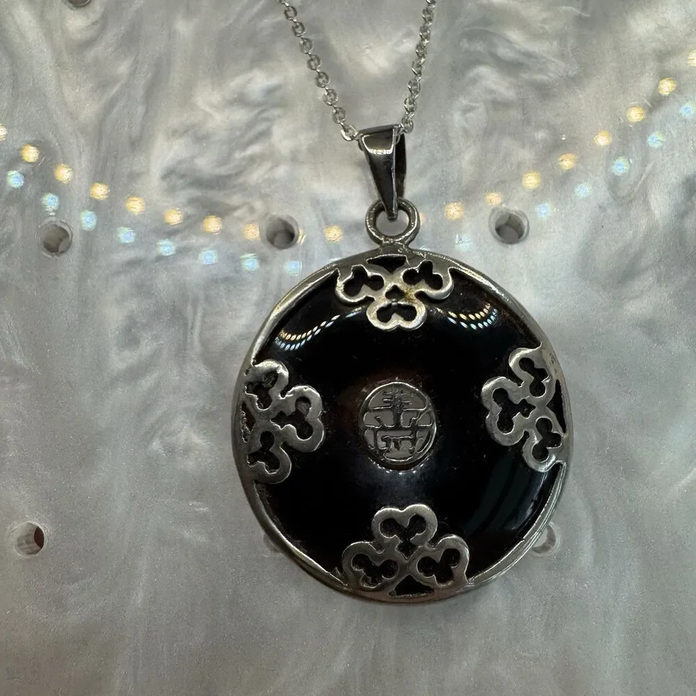 925 Italy Sterling Silver Onyx Donut Circle Necklace Chinese Characters 20”